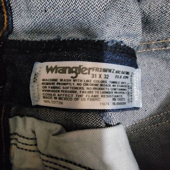 Wrangler Flame Resistant Relaxed Denim Jeans - Picture 12 of 12